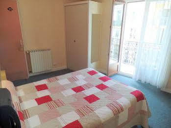 Hotel Revotel 2*